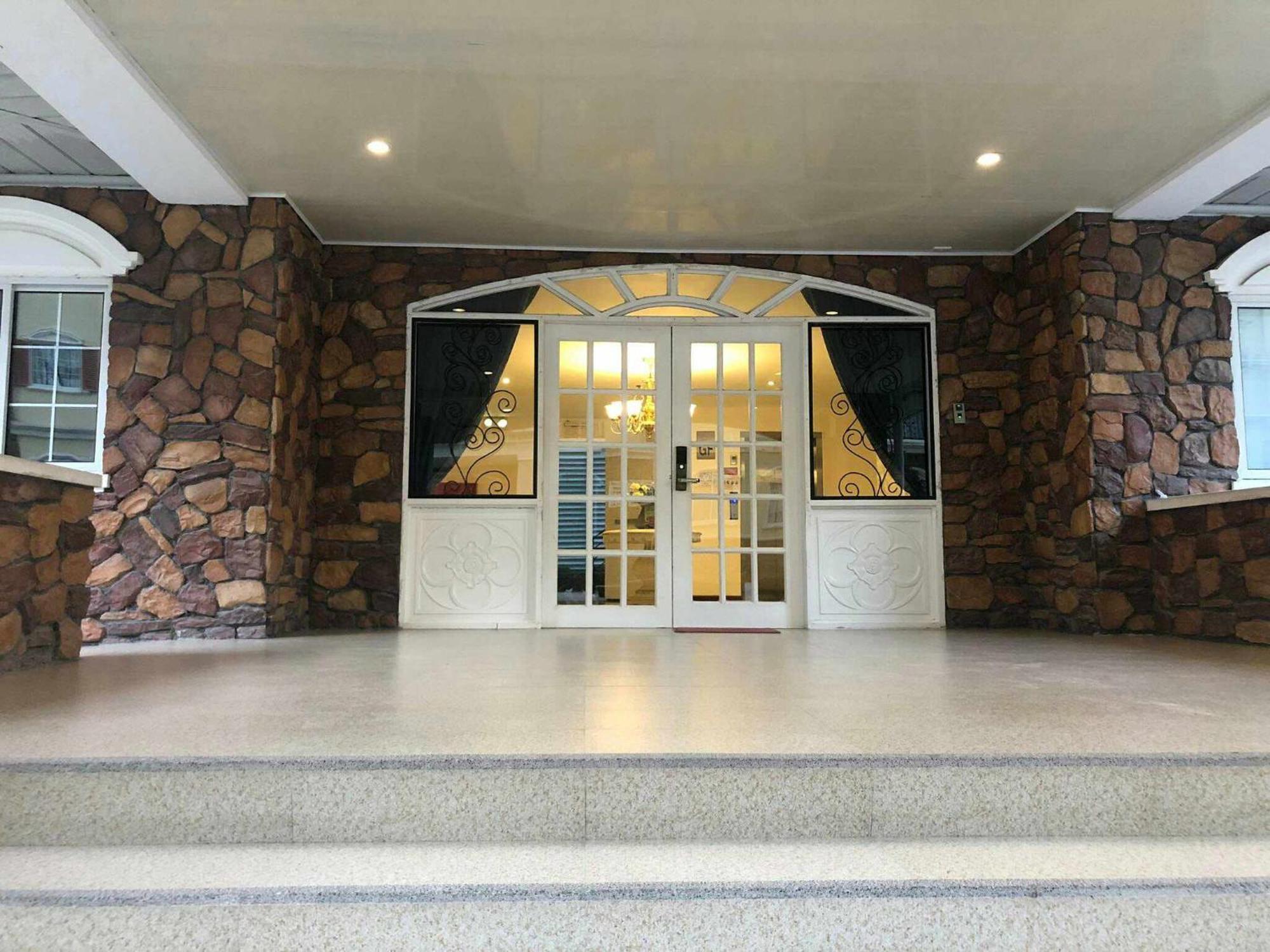Appleone Banawa Heights Guadalupe Cebu City Eksteriør bilde
